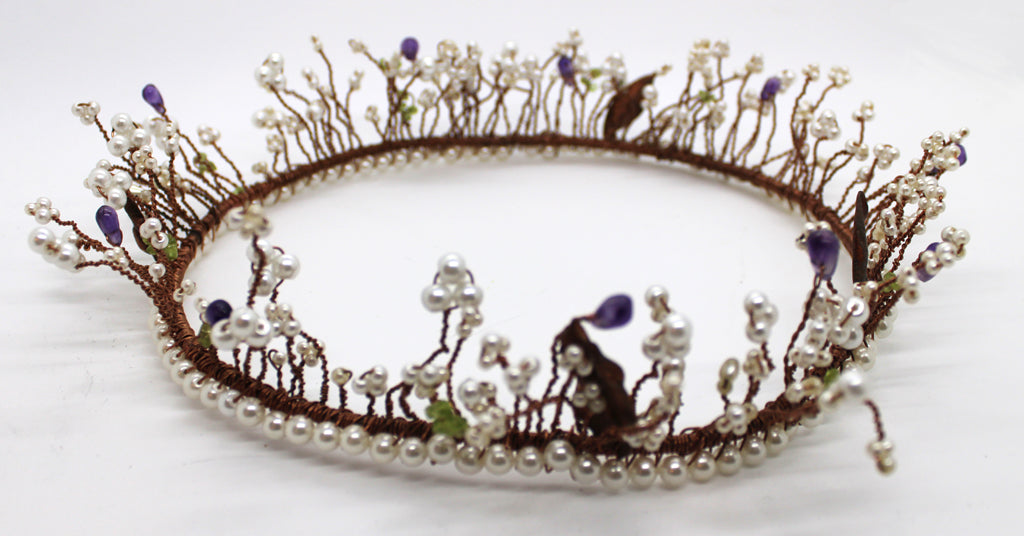 Summers Dream Crown - White Bear Black Wolf