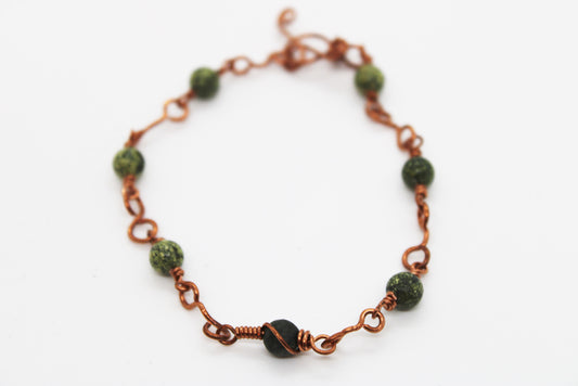 Wood Elf Beaded Bracelet - White Bear Black Wolf